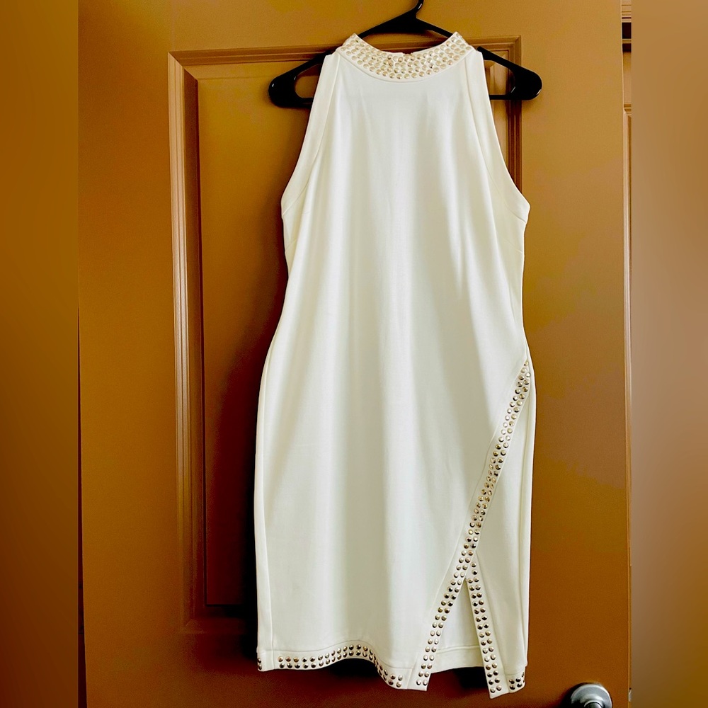 Carmen Marc Valvo White Beaded Dress
